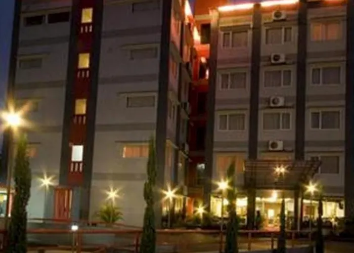 Wirton Dago Hotel